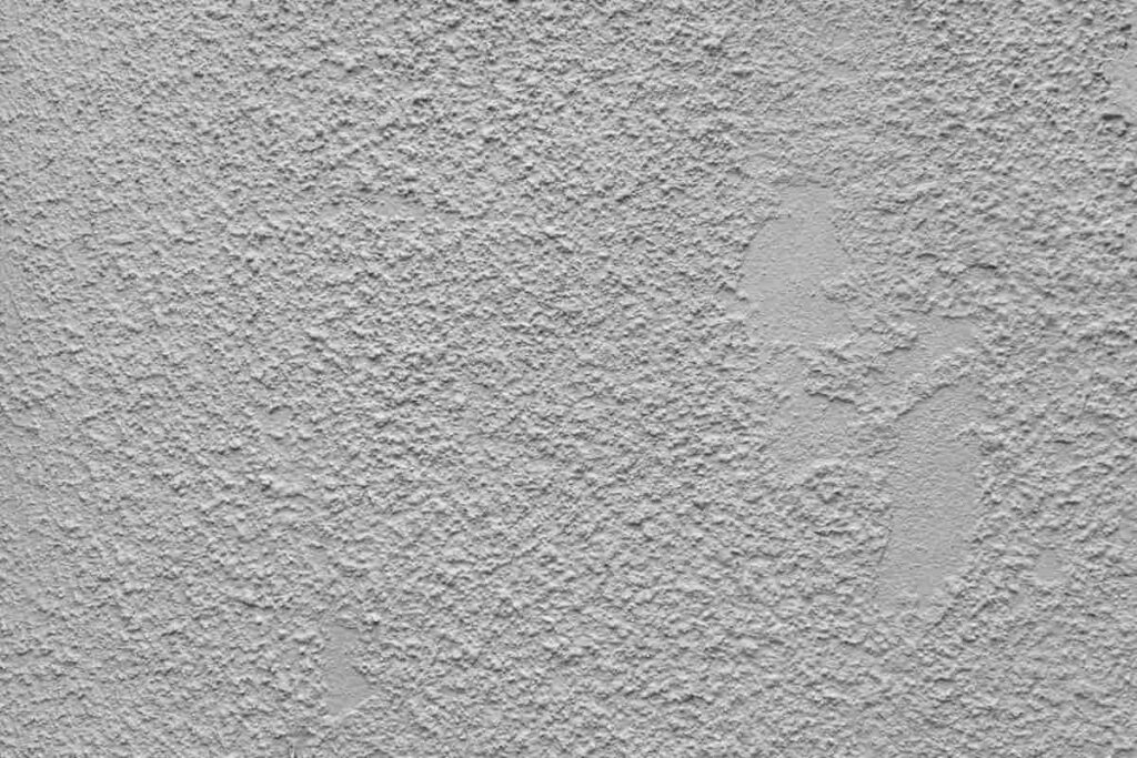 crépi gratté couleur grise pour maison