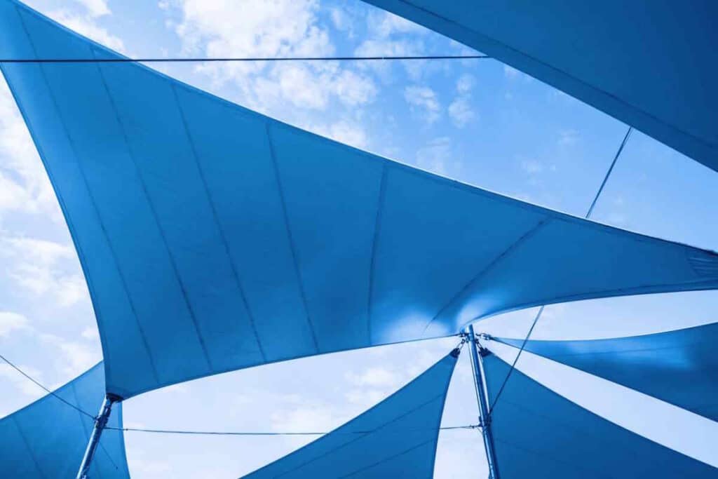 voile d'ombrage protection soleil jardin terrasse